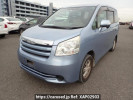 Toyota Noah ZRR70G