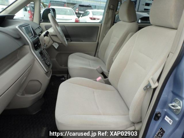 Used 2009 AT toyota noah ZRR70G Image[11]