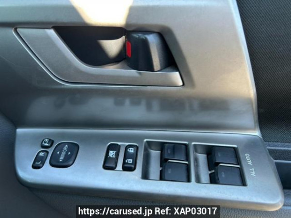 Used 2009 AT toyota voxy ZRR70W Image[18]