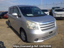 Toyota Noah ZRR70G