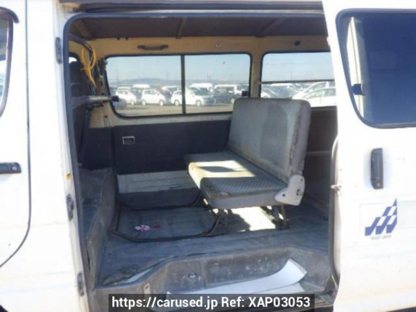 Used 2004 MT toyota regiusace-van TRH112V Image[13]