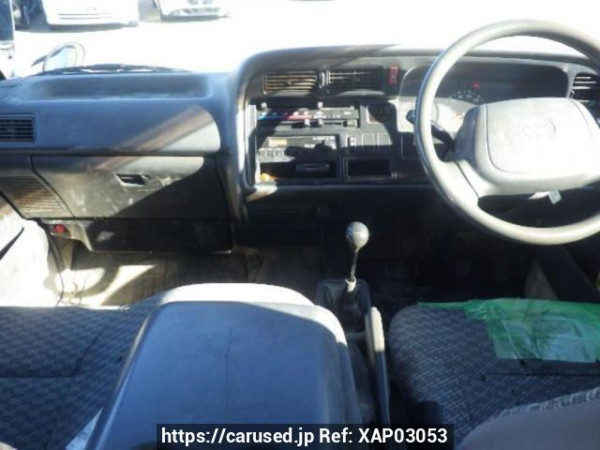 Used 2004 MT toyota regiusace-van TRH112V Image[14]