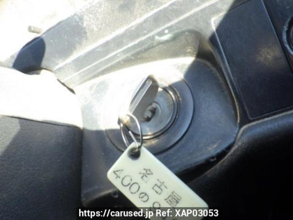 Used 2004 MT toyota regiusace-van TRH112V Image[17]