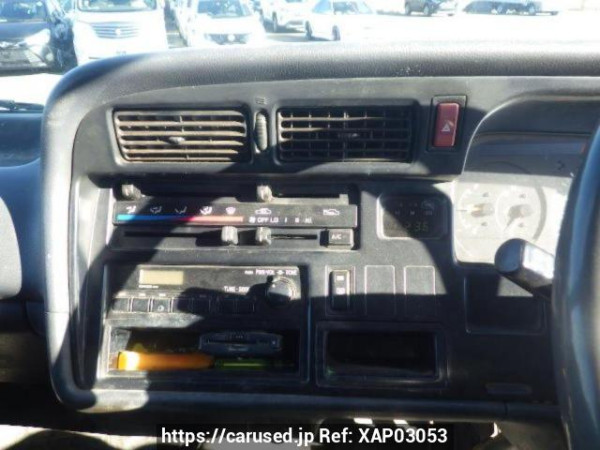 Used 2004 MT toyota regiusace-van TRH112V Image[18]