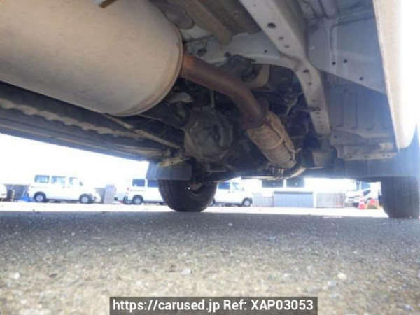 Used 2004 MT toyota regiusace-van TRH112V Image[29]