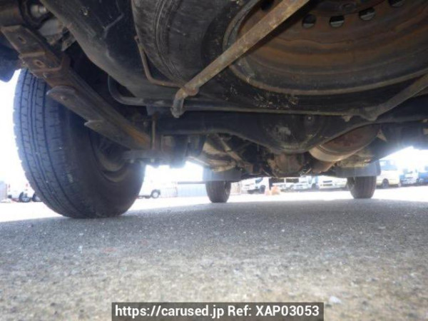 Used 2004 MT toyota regiusace-van TRH112V Image[31]