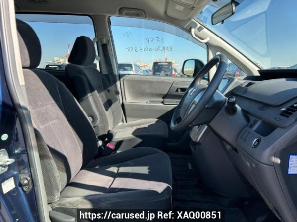 Used 2008 AT toyota noah ZRR70G Image[13]