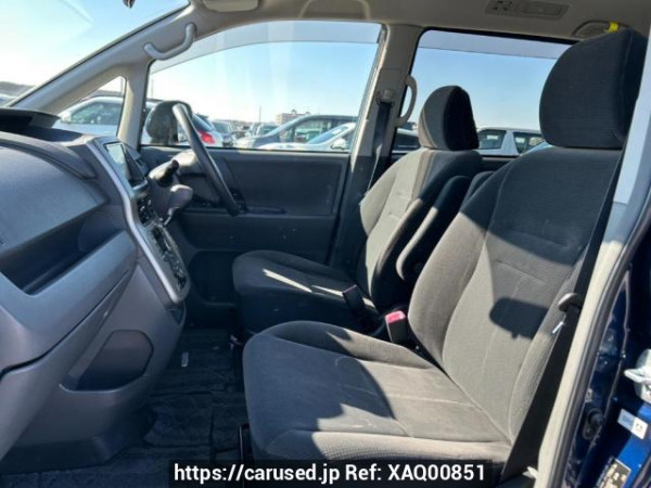 Used 2008 AT toyota noah ZRR70G Image[14]