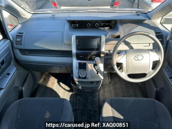 Used 2008 AT toyota noah ZRR70G Image[19]