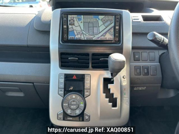 Used 2008 AT toyota noah ZRR70G Image[24]