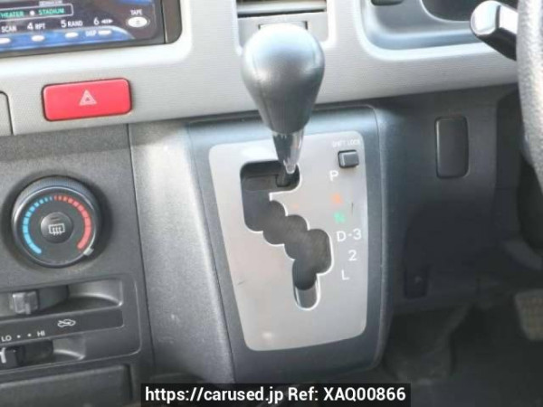 Used 2009 AT toyota regiusace-van KDH201V Image[28]