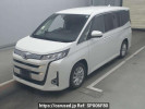 Toyota Noah MZRA90W