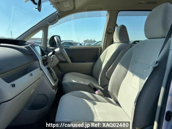 Used 2009 AT toyota noah ZRR70G Image[14]