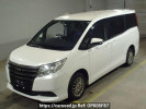 Toyota Noah ZRR85G