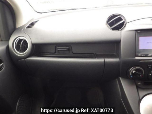 Used 2012 AT mazda demio DE3FS Image[17]