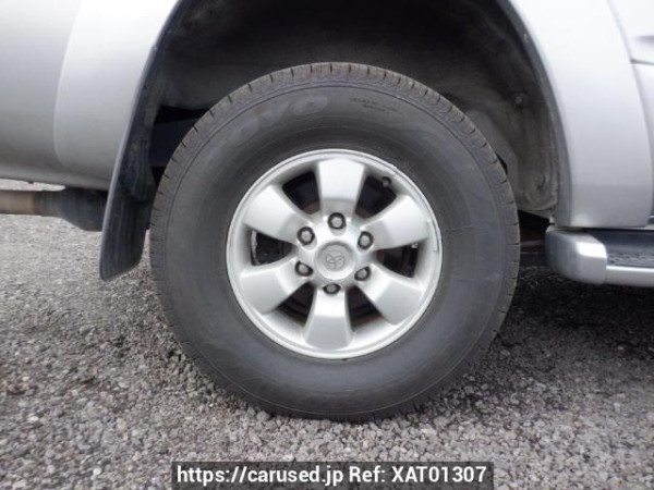 Used 2003 AT toyota hilux-surf RZN210W Image[26]