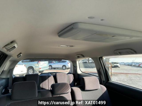 Used 2004 AT toyota wish ANE10G Image[12]