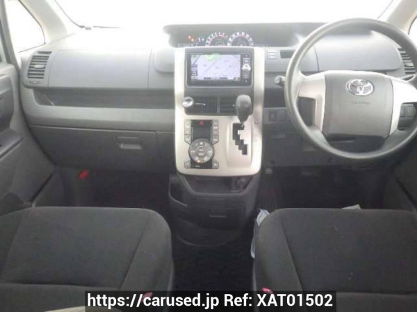 Used 2009 AT toyota noah ZRR70G Image[17]