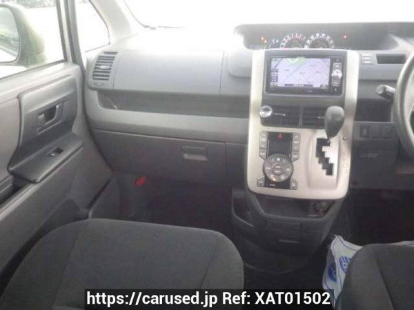 Used 2009 AT toyota noah ZRR70G Image[18]