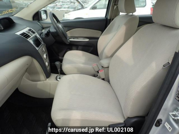 Used 2005 AT toyota belta SCP92 Image[12]