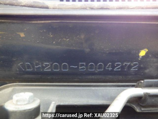 Used 2005 AT toyota regiusace-van KDH200V Image[12]