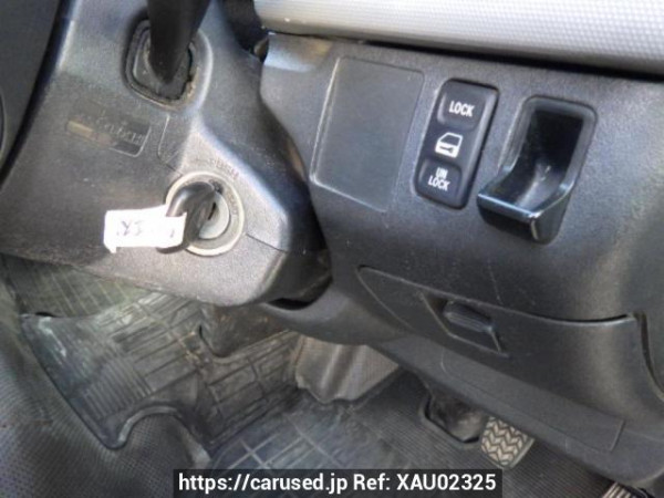 Used 2005 AT toyota regiusace-van KDH200V Image[27]