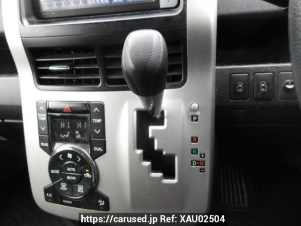 Used 2011 AT toyota noah ZRR70G Image[23]