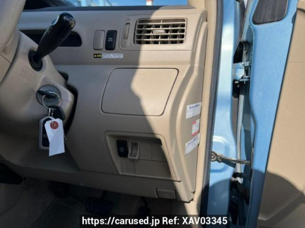 Used 2005 AT toyota raum NCZ20 Image[27]