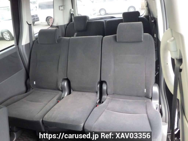 Used 2009 AT toyota noah ZRR70G Image[24]