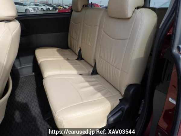 Used 2007 AT toyota voxy ZRR75G Image[12]
