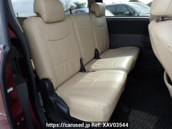 Used 2007 AT toyota voxy ZRR75G Image[13]