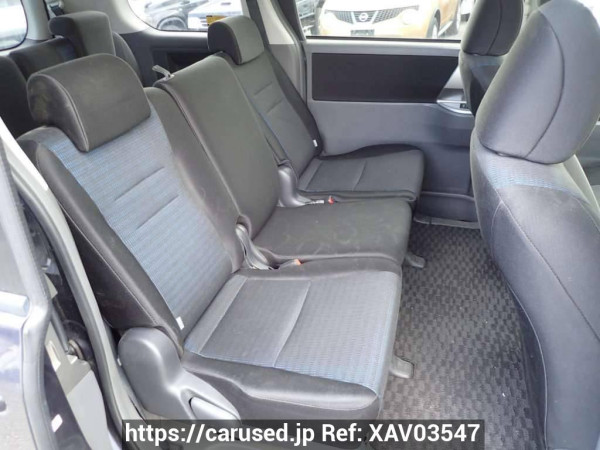 Used 2007 AT toyota voxy ZRR75W Image[13]