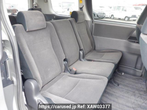 Used 2008 AT toyota noah ZRR70G Image[14]