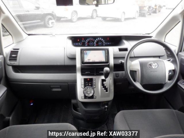 Used 2008 AT toyota noah ZRR70G Image[17]
