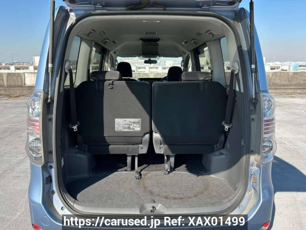 Used 2007 AT toyota voxy ZRR70G Image[8]