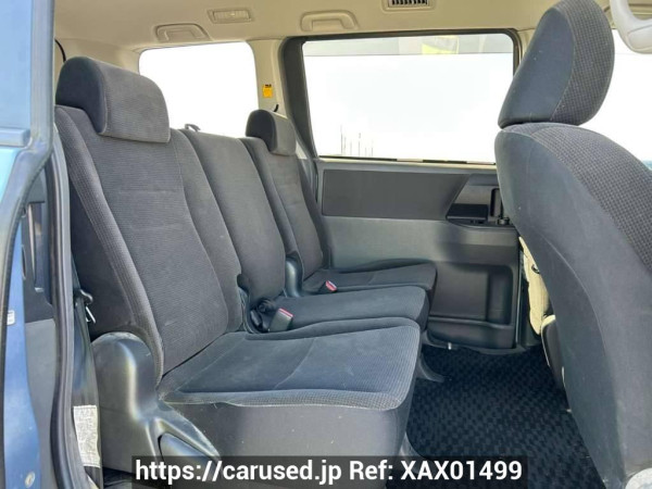 Used 2007 AT toyota voxy ZRR70G Image[13]