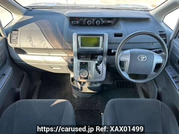 Used 2007 AT toyota voxy ZRR70G Image[19]