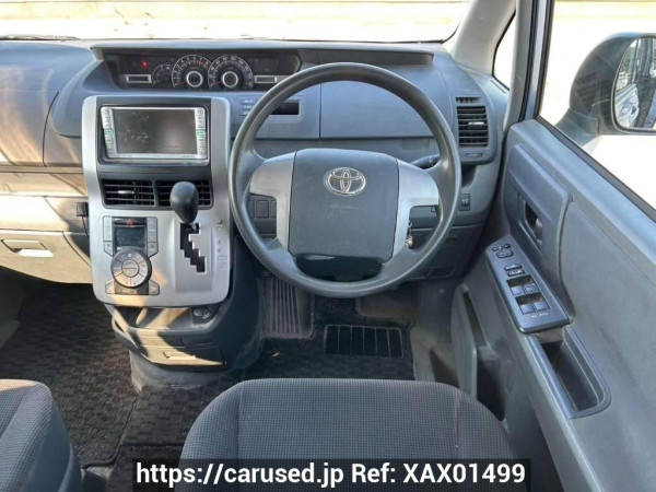 Used 2007 AT toyota voxy ZRR70G Image[21]