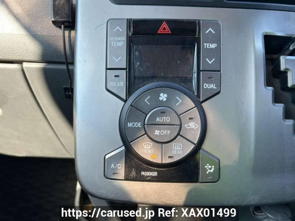 Used 2007 AT toyota voxy ZRR70G Image[25]