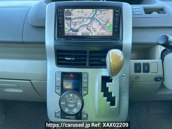 Used 2008 AT toyota noah ZRR70W Image[22]