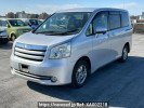 Toyota Noah ZRR70G