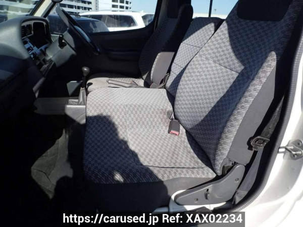 Used 2001 MT toyota regiusace-van LH178V Image[12]