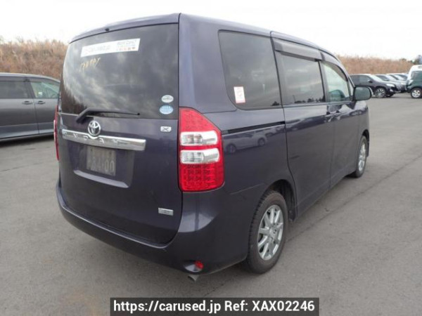 Used 2012 AT toyota noah ZRR70G Image[5]