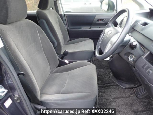 Used 2012 AT toyota noah ZRR70G Image[11]