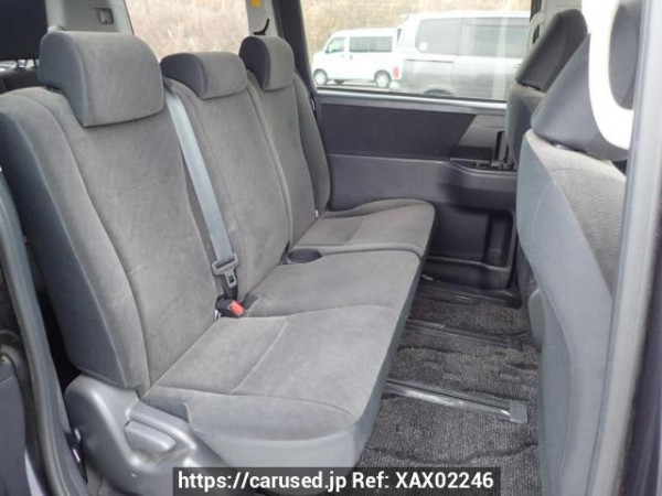 Used 2012 AT toyota noah ZRR70G Image[13]