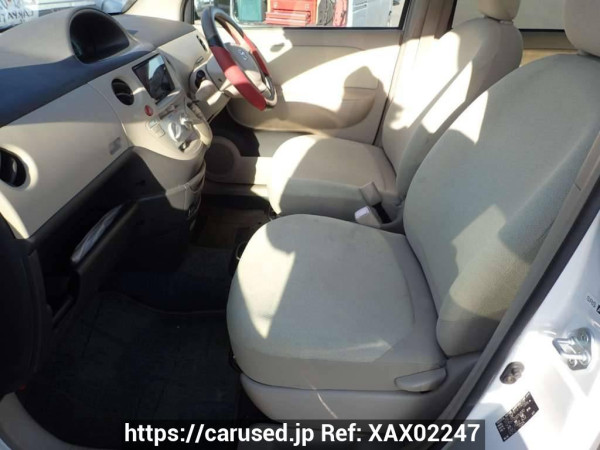 Used 2004 AT toyota sienta NCP81G Image[12]