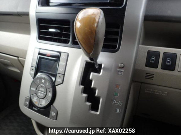 Used 2008 AT toyota noah ZRR70W Image[23]
