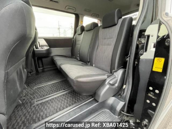 Used 2010 AT toyota noah ZRR70W Image[14]