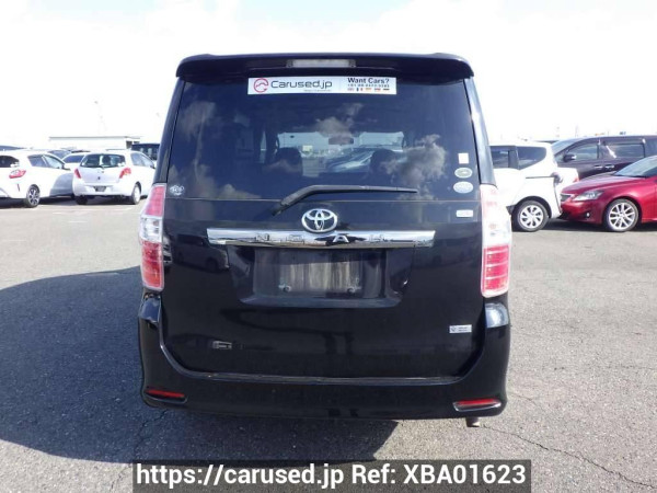 Used 2010 AT toyota noah ZRR70W Image[5]