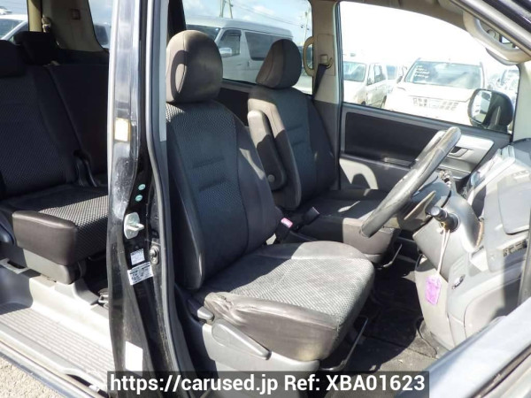 Used 2010 AT toyota noah ZRR70W Image[19]